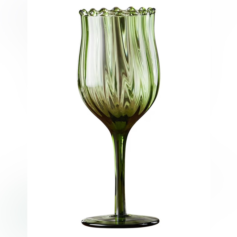 🍷Set of 4 Elegant Green Wine Glasses